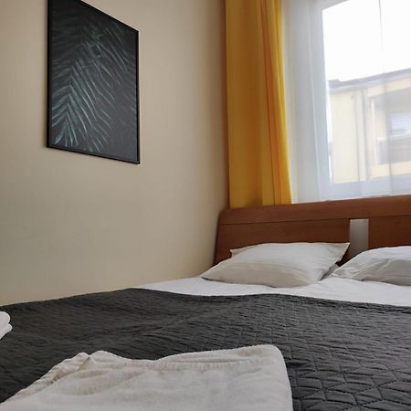 Prywatny Parking Apartament Zacisze By Rentoom Torun Exterior photo